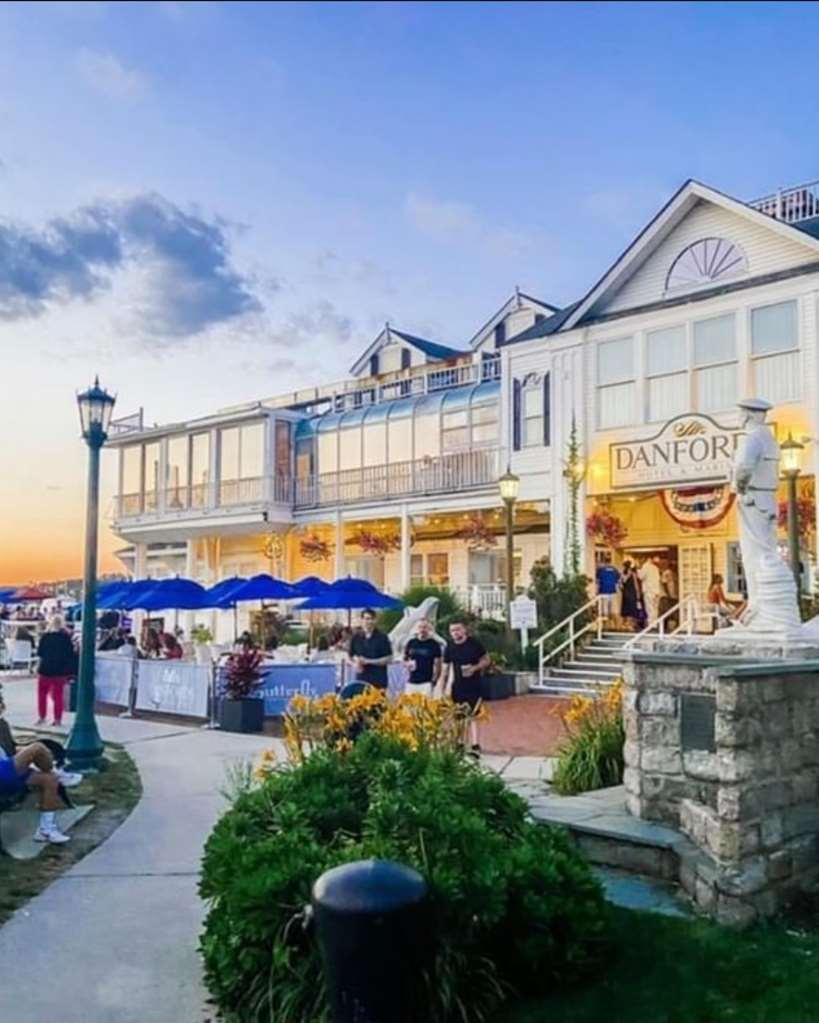 Danfords & Marina 3*
