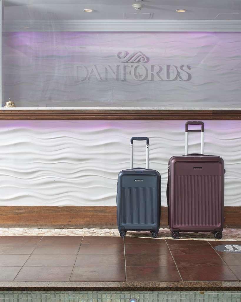 Danfords & Marina Hotel 3*