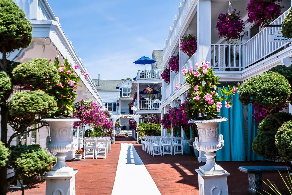 Danfords & Marina Hotel